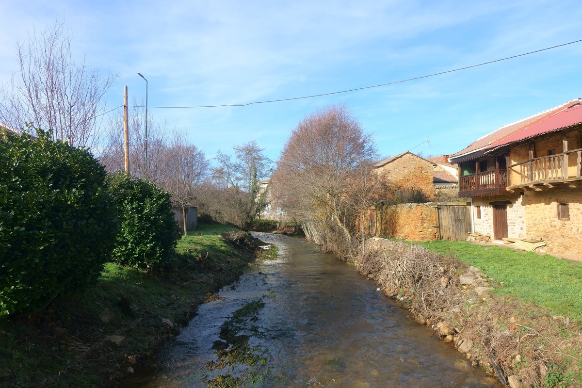 Brazuelo — Santiago Apóstol