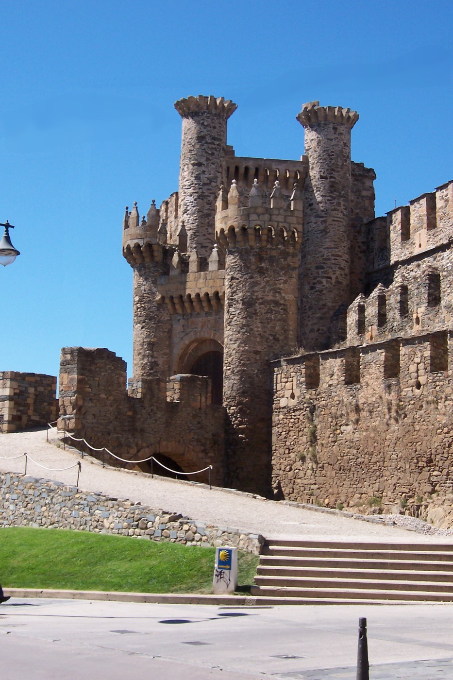 Castillo de los Templarios de Ponferrada, uno de los enclaves históricos leoneses que acogerá el VI Festival Escenario Patrimonio de Castilla y León 2026