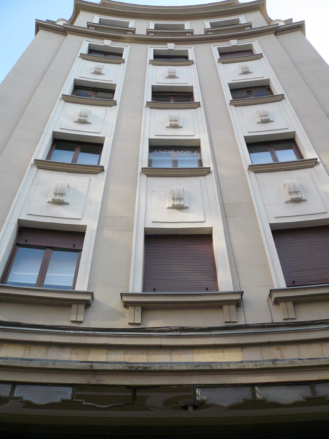 Antiguo Teatro Emperador de León, cuyo 75 aniversario se conmemora en el congreso sobre teatros y cines leoneses