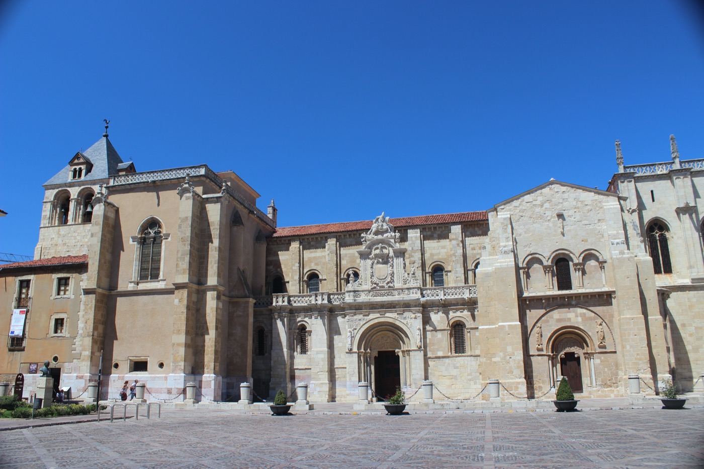 Real Basílica de San Isidoro · León